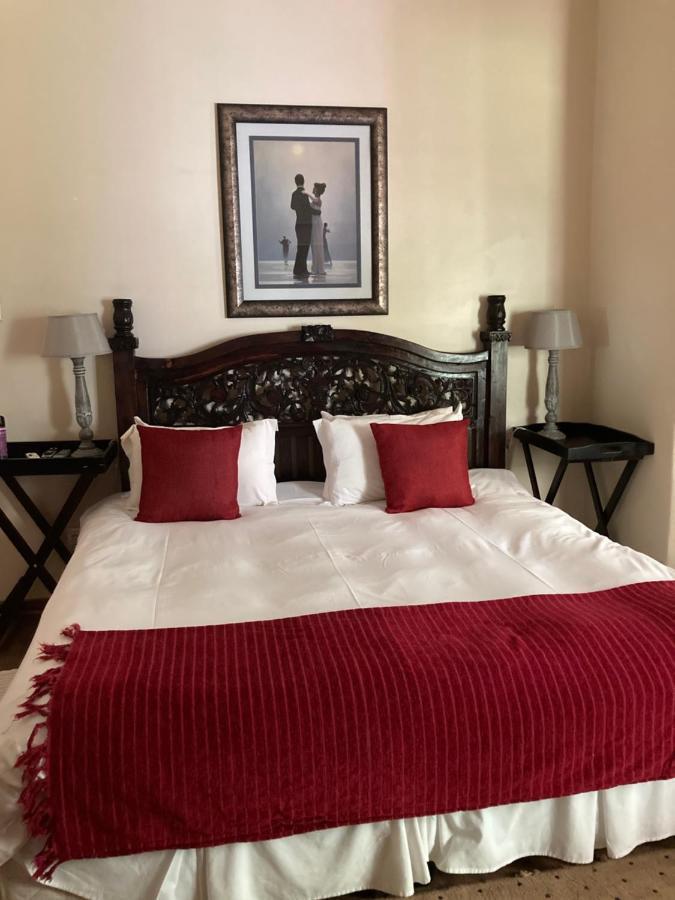 Jungnickel Guesthouse คิมเบอร์ลีย์ ภายนอก รูปภาพ
